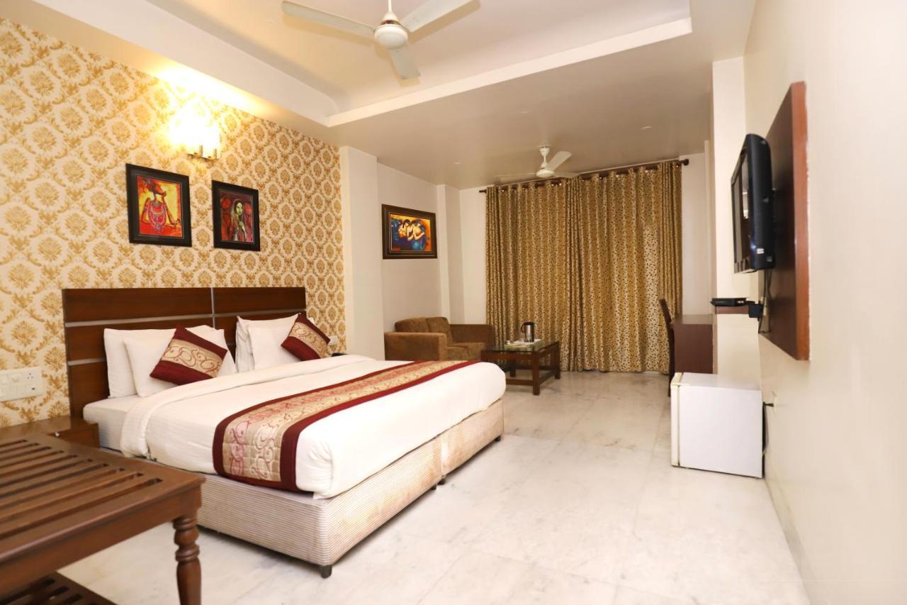 Hotel Shanti Villa Nuova Delhi Esterno foto