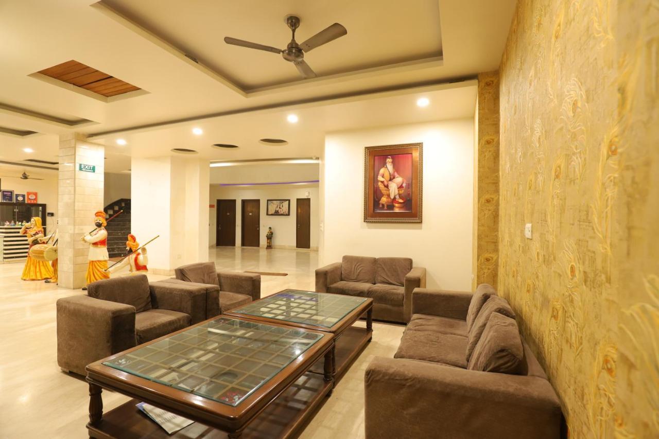 Hotel Shanti Villa Nuova Delhi Esterno foto