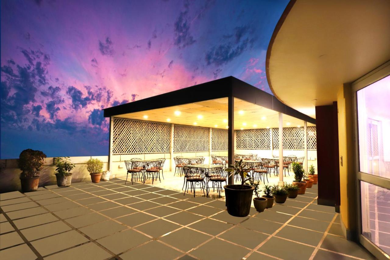 Hotel Shanti Villa Nuova Delhi Esterno foto