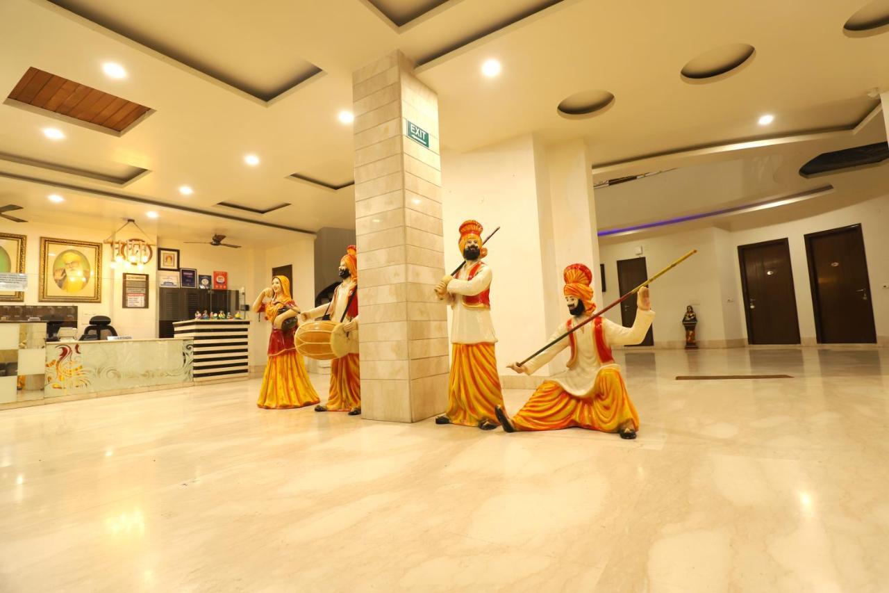 Hotel Shanti Villa Nuova Delhi Esterno foto