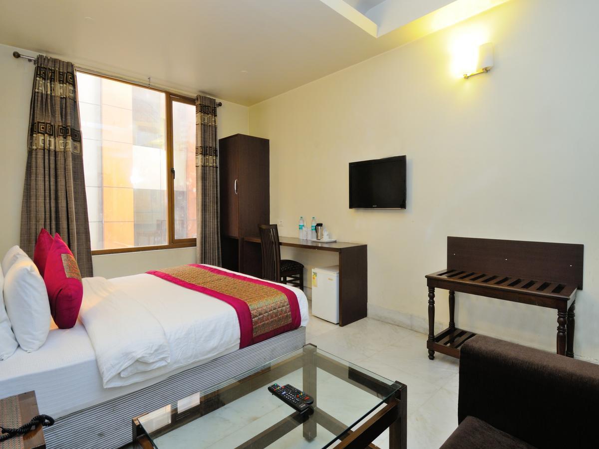 Hotel Shanti Villa Nuova Delhi Esterno foto